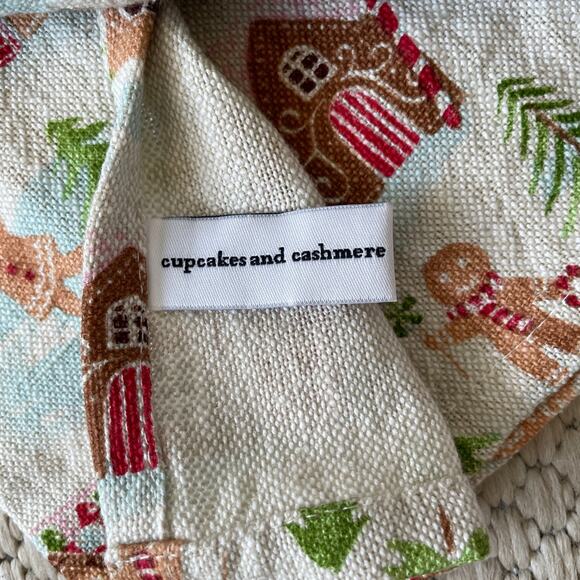 Set of 2 CUPCAKES & CASHMERE Oversized Gingerbread Kitchen Dish Towels NEW - Picture 8 of 10